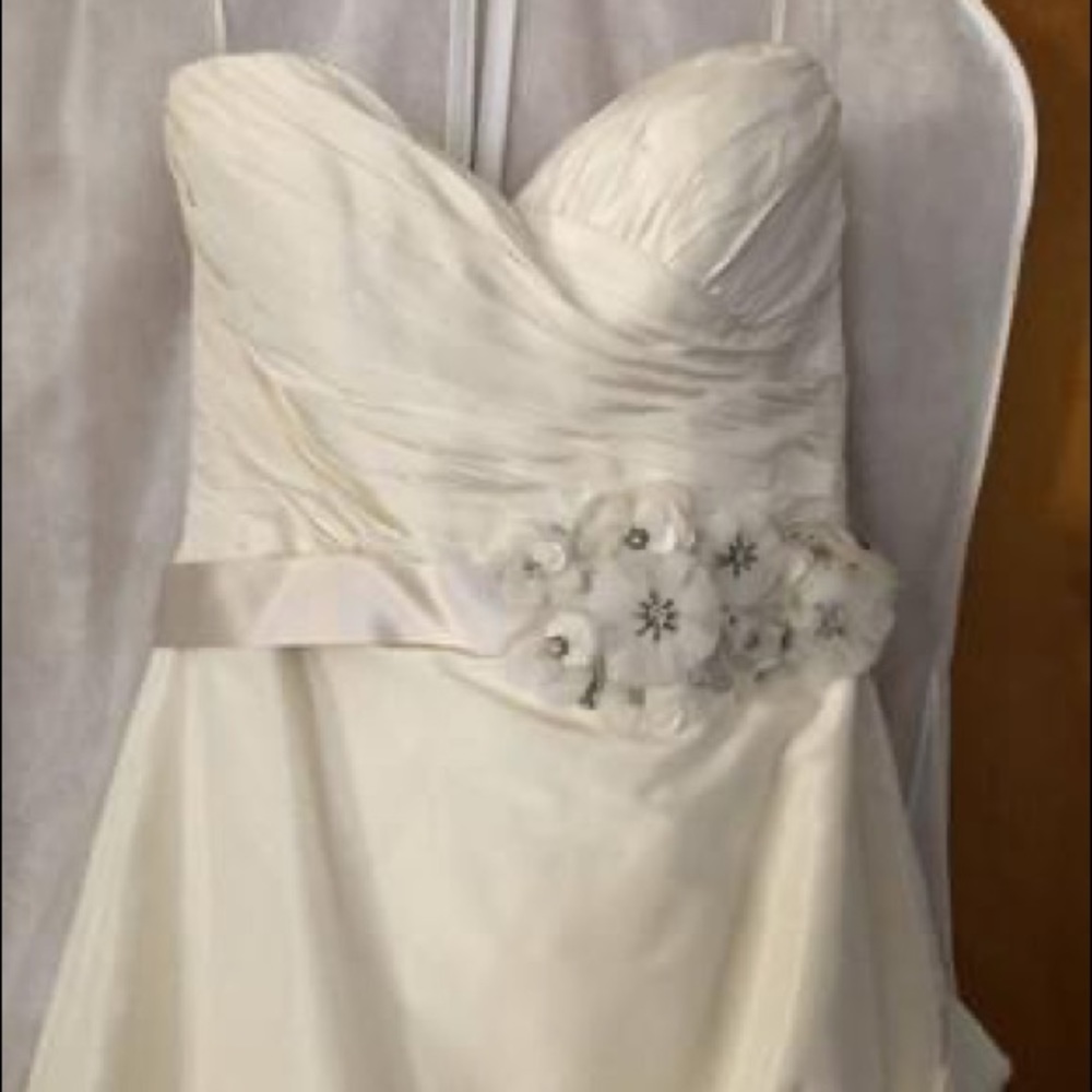 Judd Waddell size 6 silk dress